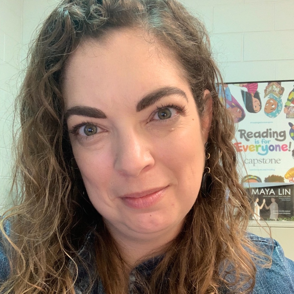 Meet your Posher, Stephanie